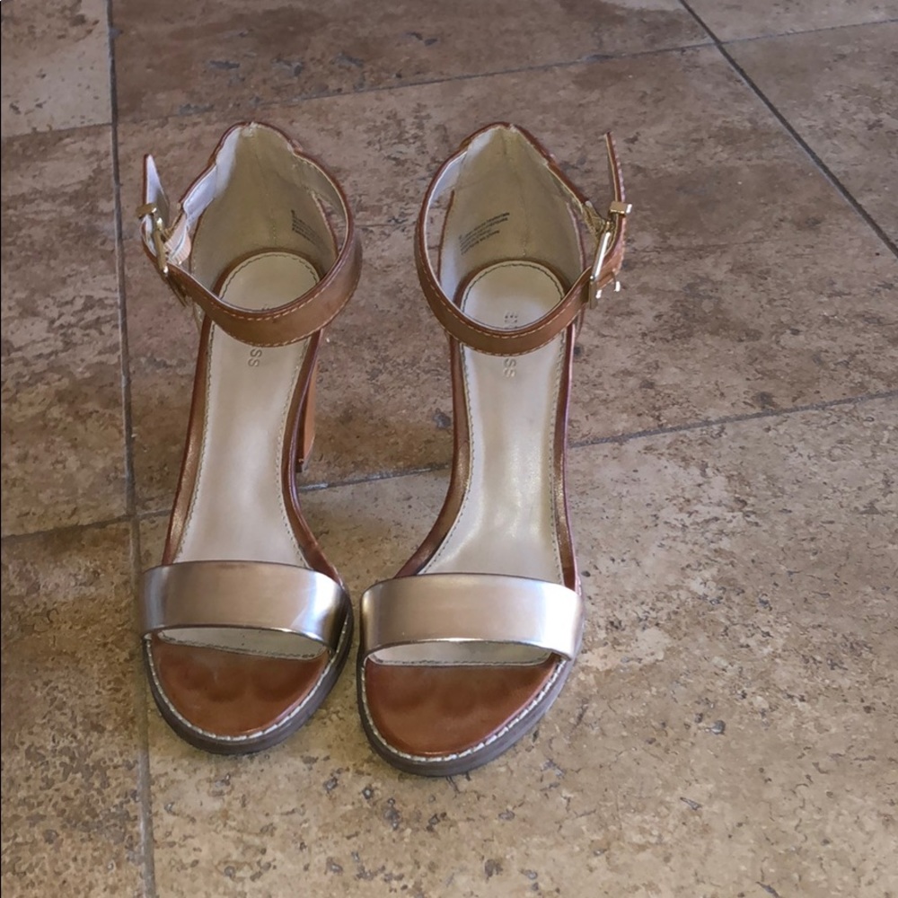 Express strapped heels with gold detail. Size 6